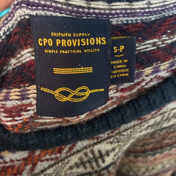 Mens lambswool fair aisle knit sweater. Size S but fits like M. - Picture 2 of 4